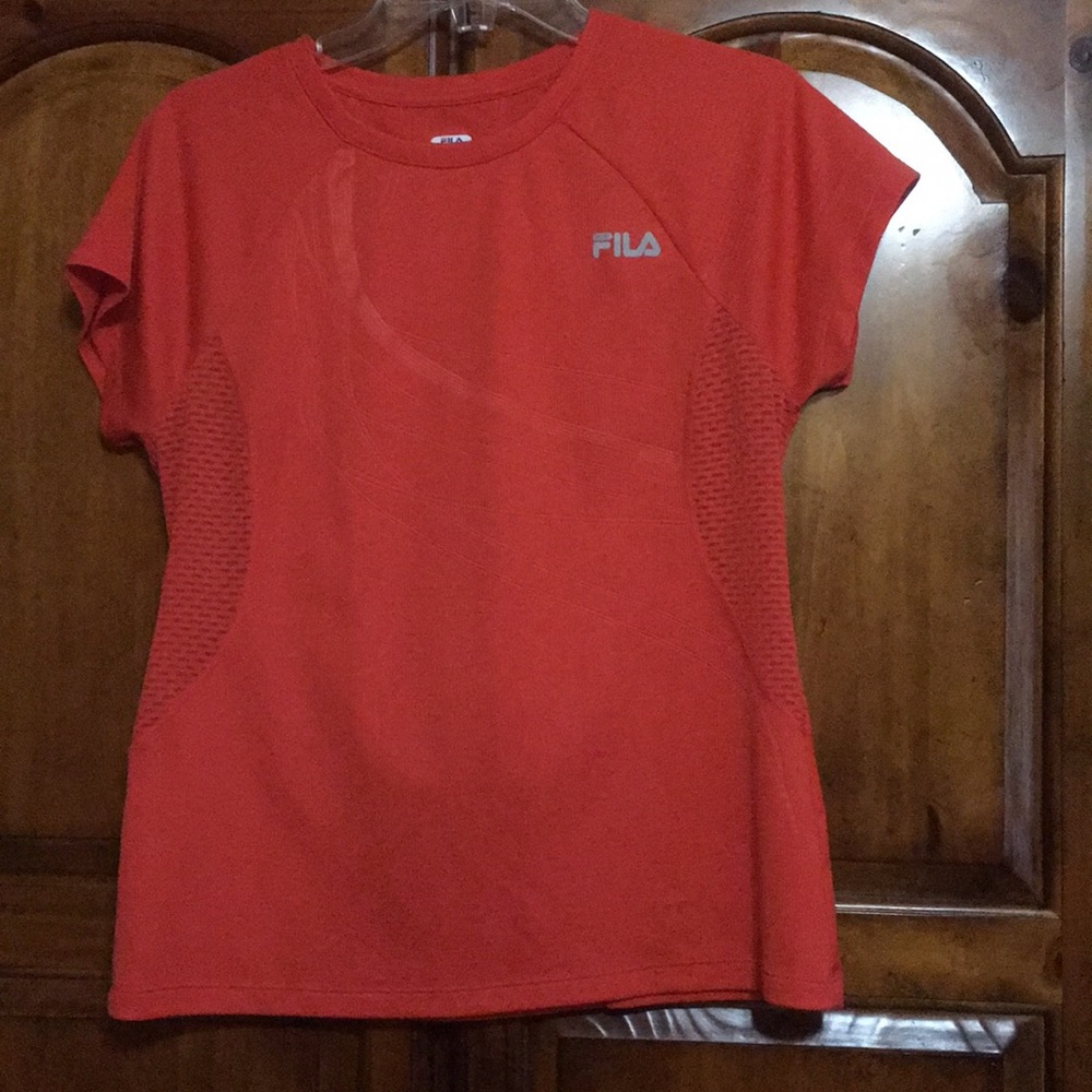 active wear shirt
